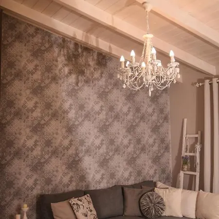 Stavros Boutique